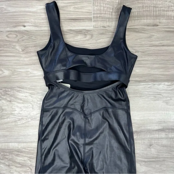 Khloe Kardashian X Fabletics Motion365+ Shine Jumpsuit Black Size XS NWT
